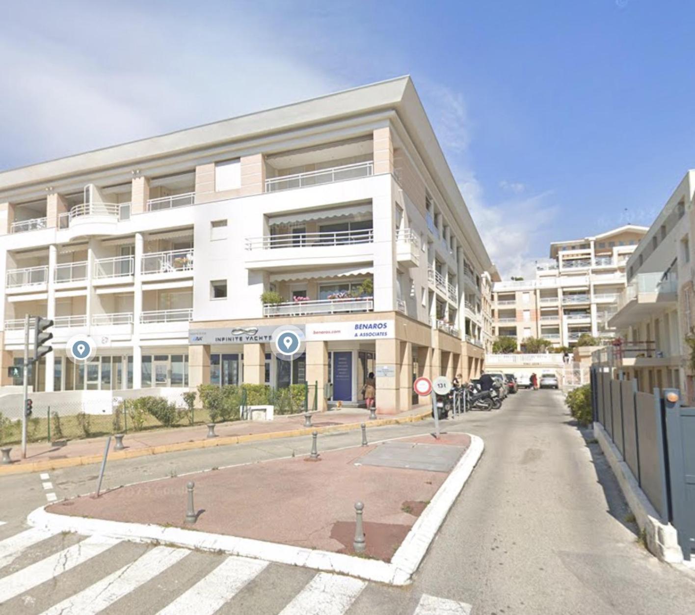 Amour Azur Appartement Pour 2 Avec Jacuzzi Et Terrasse A 2 Minutes De La Mer Vallauris Luaran gambar
