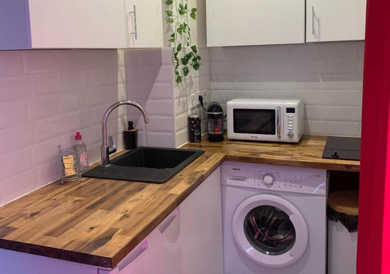 Amour Azur Appartement Pour 2 Avec Jacuzzi Et Terrasse A 2 Minutes De La Mer Vallauris Luaran gambar